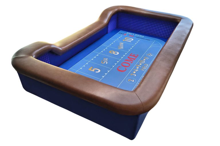 Stół do gry w kości wykonany przez Fama Game Tables