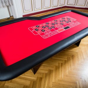 Roulette Table – Standard Felt, Velvet-Clad Legs